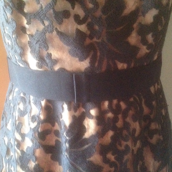 SALE 💄Tadashi Shoji black cocktail dress. Size 10 - Picture 4 of 6